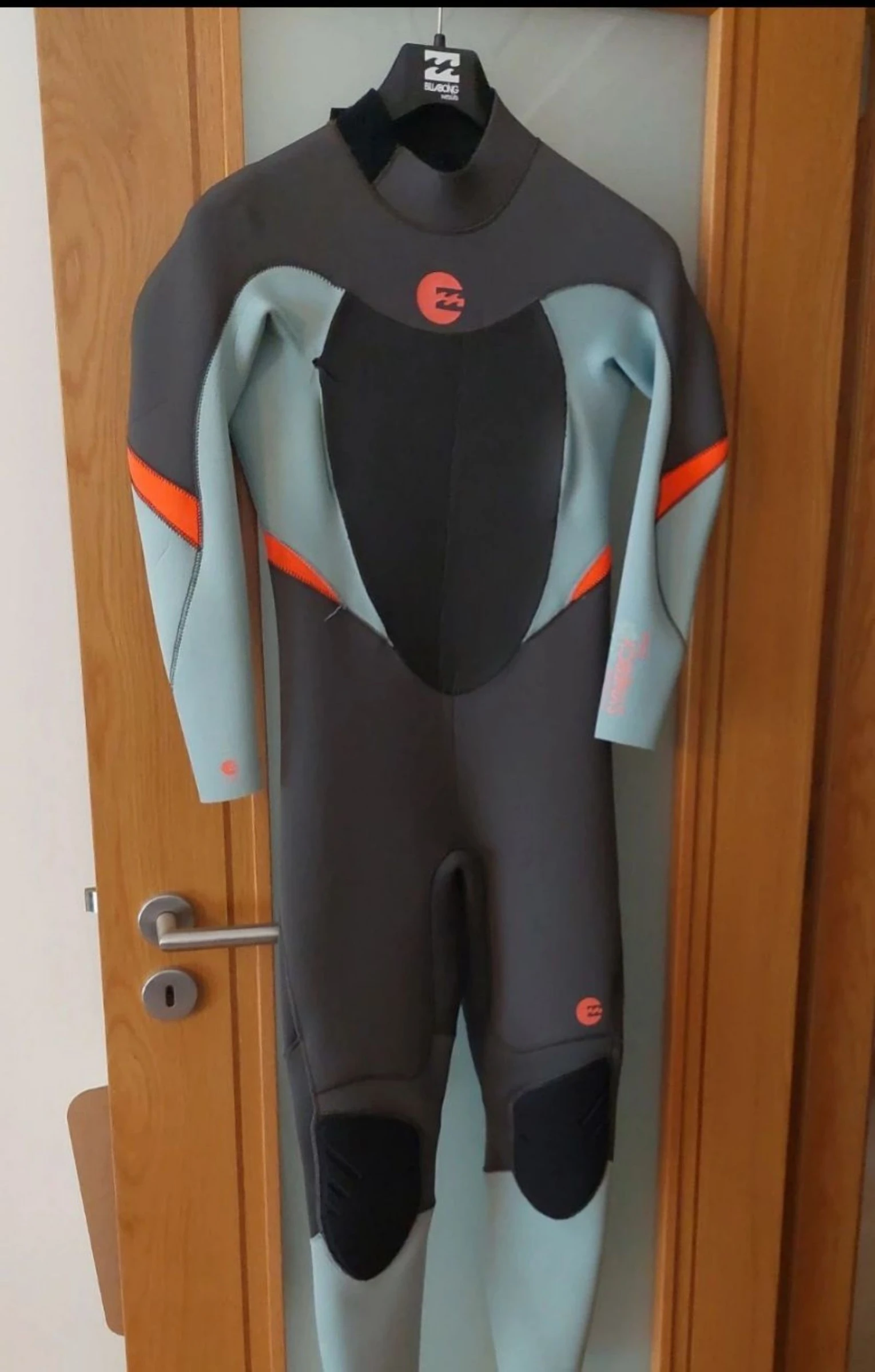 Fato surf Billabong 4/3 tamanho 10